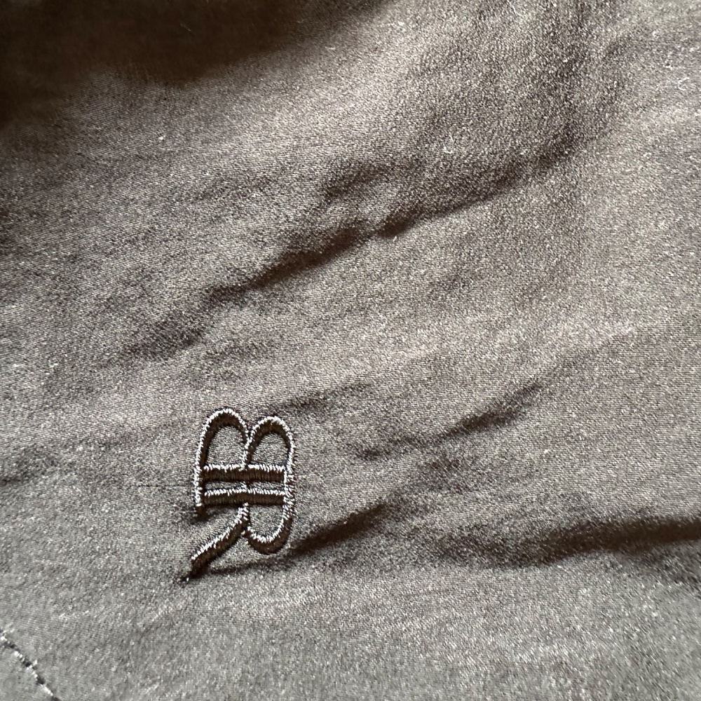 Banana Republic  | Women’s size L  Long Sleeve, Flowy Collared Shirt - Picture 8 of 17